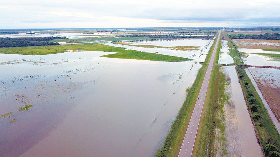 Imagen aérea de la región sudoeste de Chaco, afectada por la inundación.