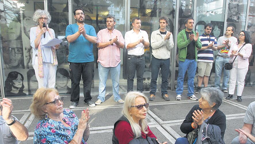 Los nietos recuperados destacaron los 40 años de trabajo de las Abuelas de Plaza de Mayo.