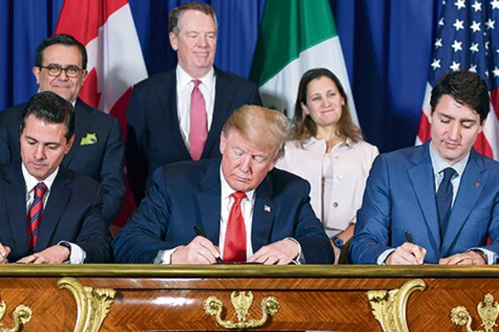 Peña Nieto, Trump y Trudeau firman el acuerdo de libre comercio.
