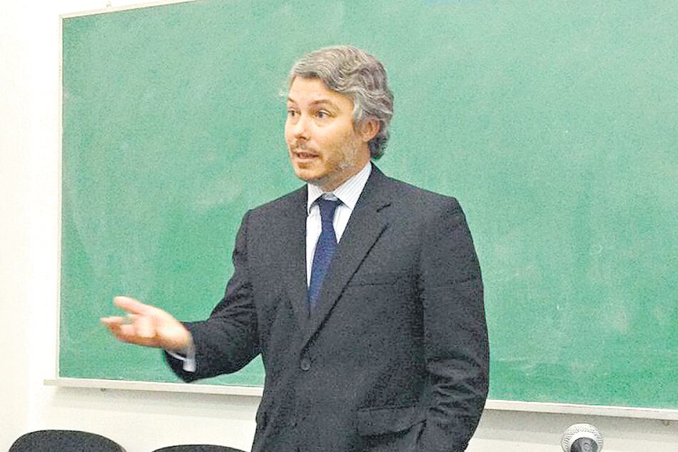 Mariano Federici, de la Unidad de Información Financiera (UIF), es blanco de numerosos cuestionamientos.