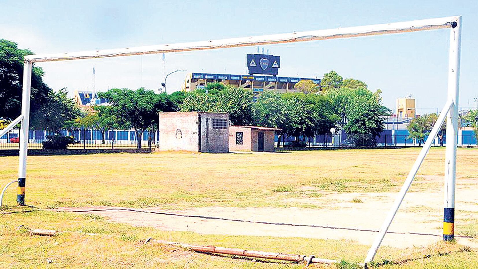 Casa Amarilla fue un espacio reclamado permanentemente por los vecinos.