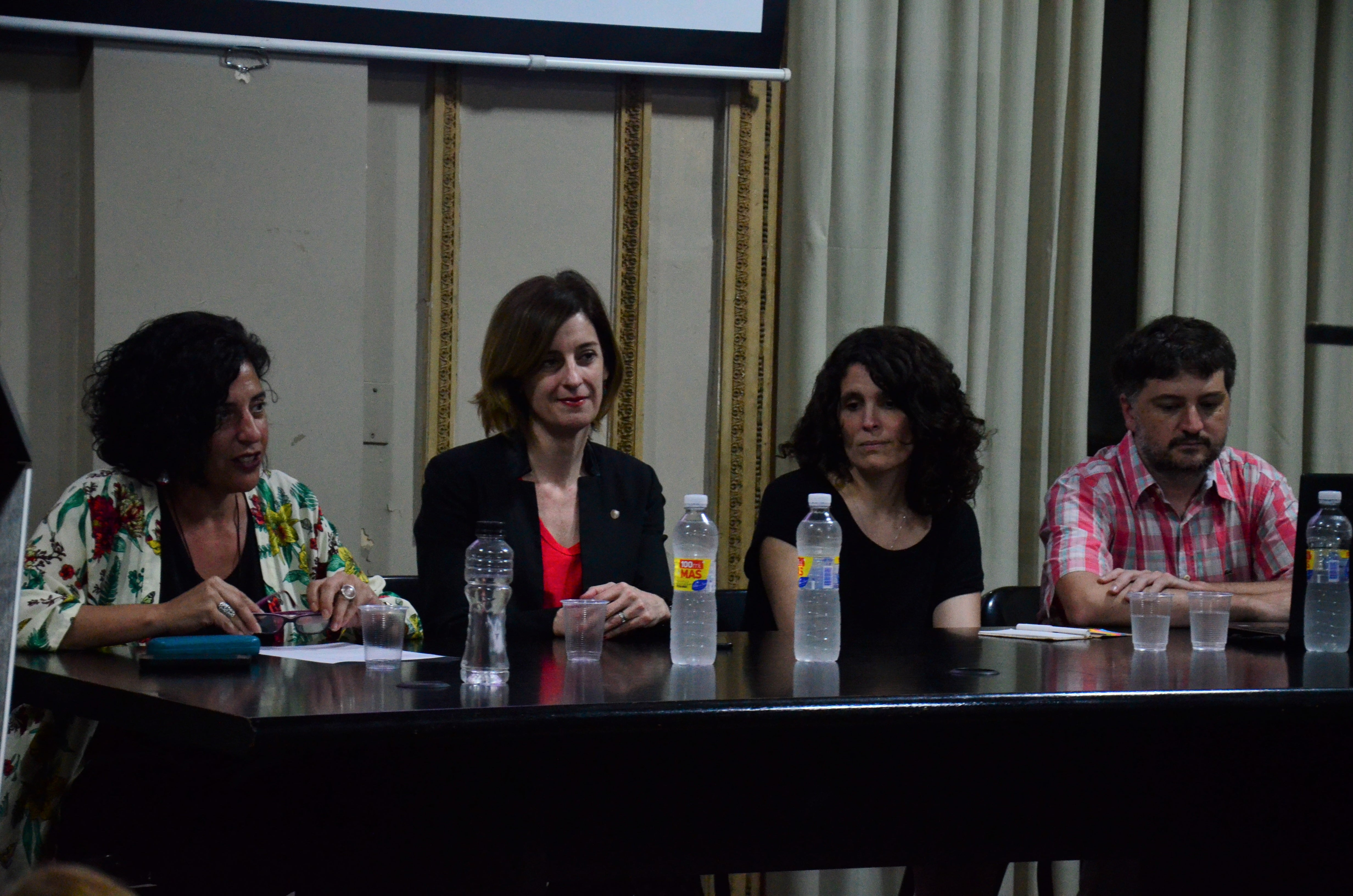 Florencia Rovetto, Erica Hynes, Lucía Andreozzi y Guillermo Peinado.