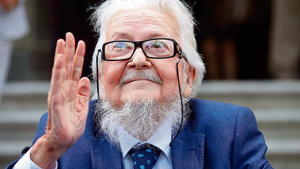 “Las cosas no han cambiado en México sino para empeorar”, señaló Del Paso en la ceremonia del Cervantes.