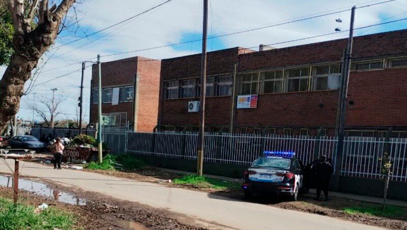 La escuela donde murió el pintor.