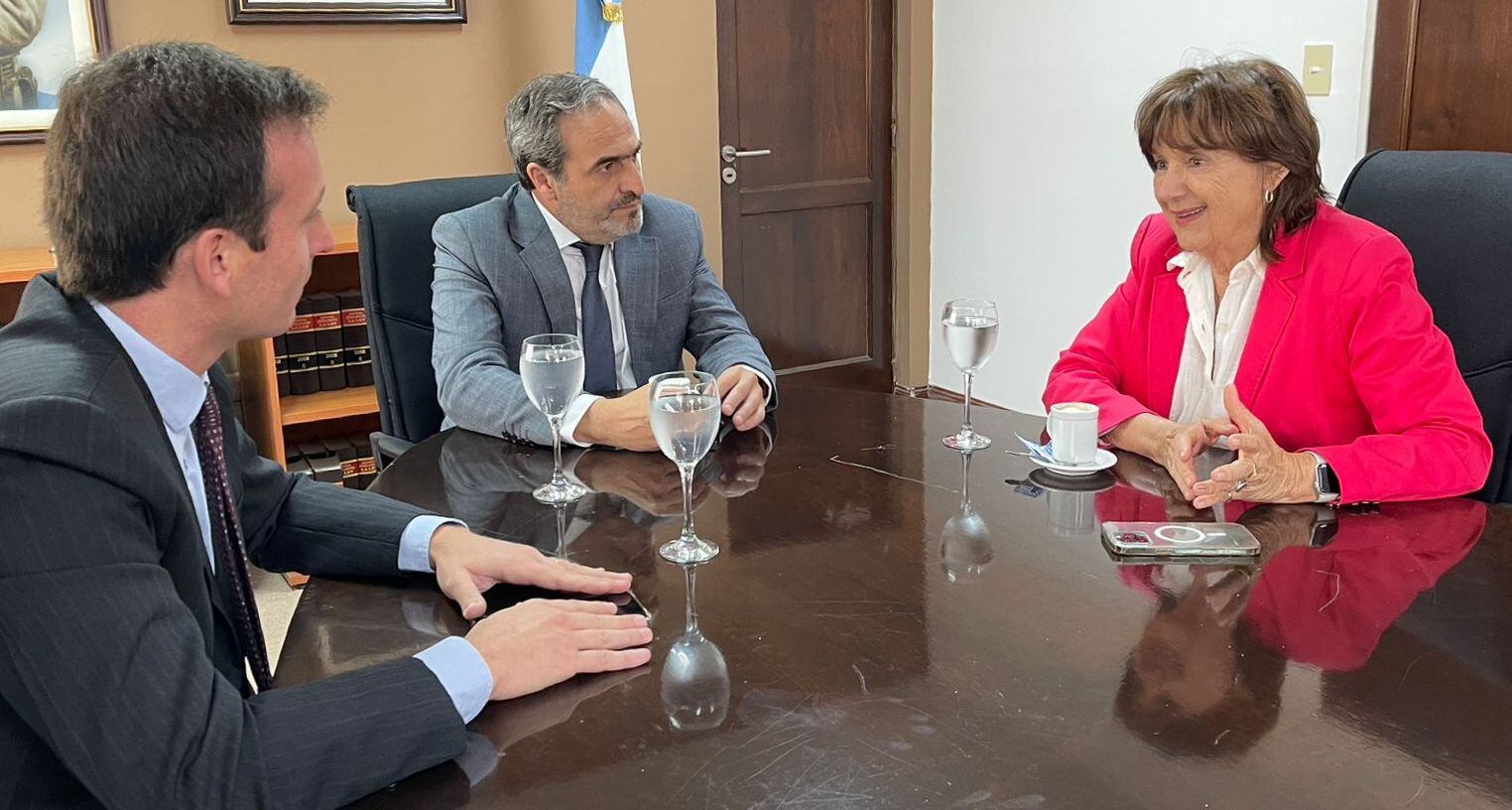 Solá, García Castiella y Cornejo 