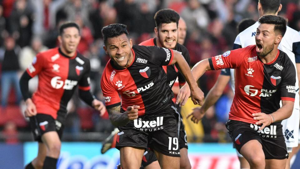 El colombiano Wilson Morelo, carta de gol sabalera.