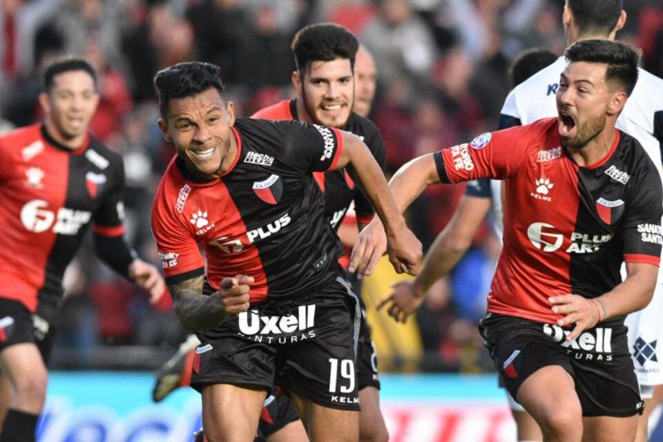 El colombiano Wilson Morelo, carta de gol sabalera.