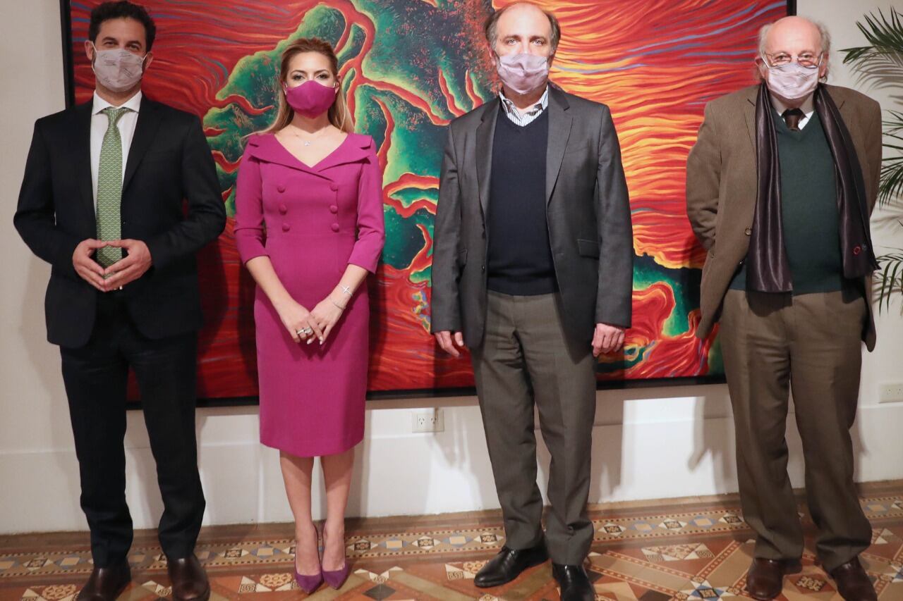 La primera dama, Fabiola Yañez, anunció como presidenta honoraria de la Fundación Banco Nación la construcción  de 12 Residencias de Atención integral dentro del Plan Integral de Apoyo a la Salud Materno - Infantil