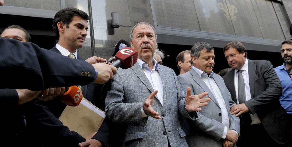 Schiaretti dijo que hay que "comenzar de nuevo en una discusión seria y responsable".