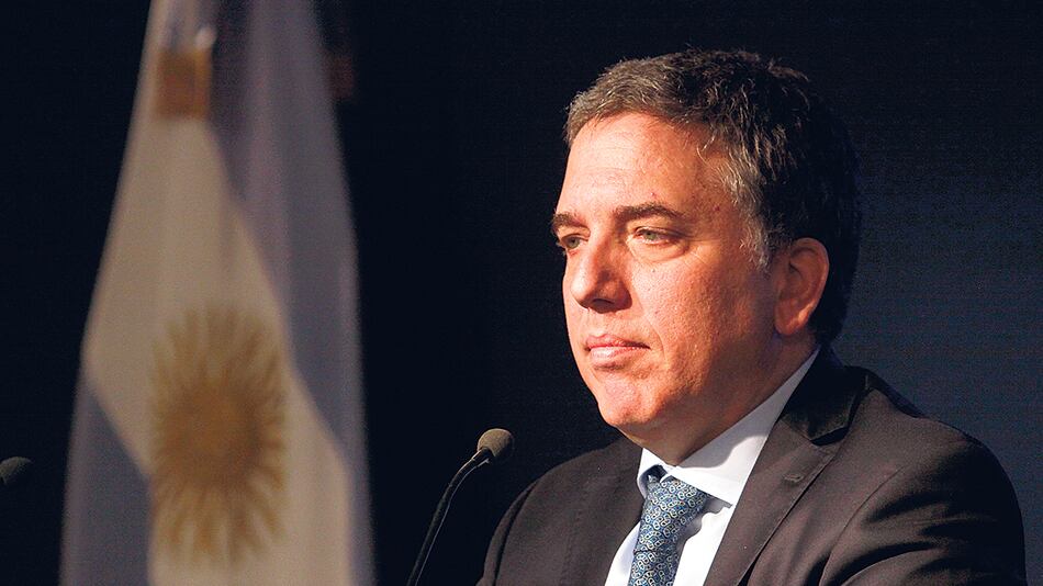 “Desde el primer día tenemos un Banco Central que busca preservar el valor de la moneda”, dijo Dujovne.