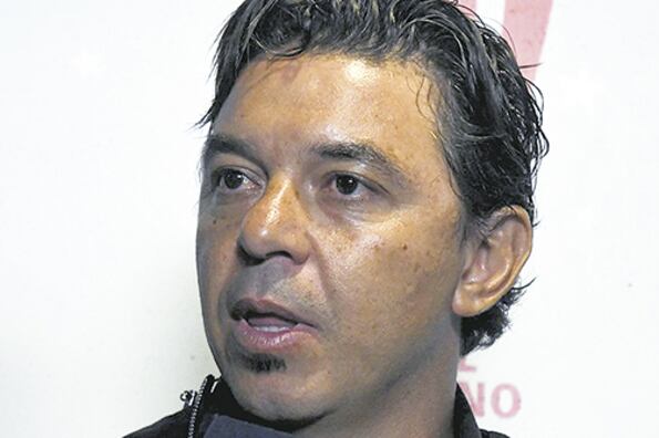 Gallardo, el DT, prefiere evaluar y esperar en materia de refuerzos.