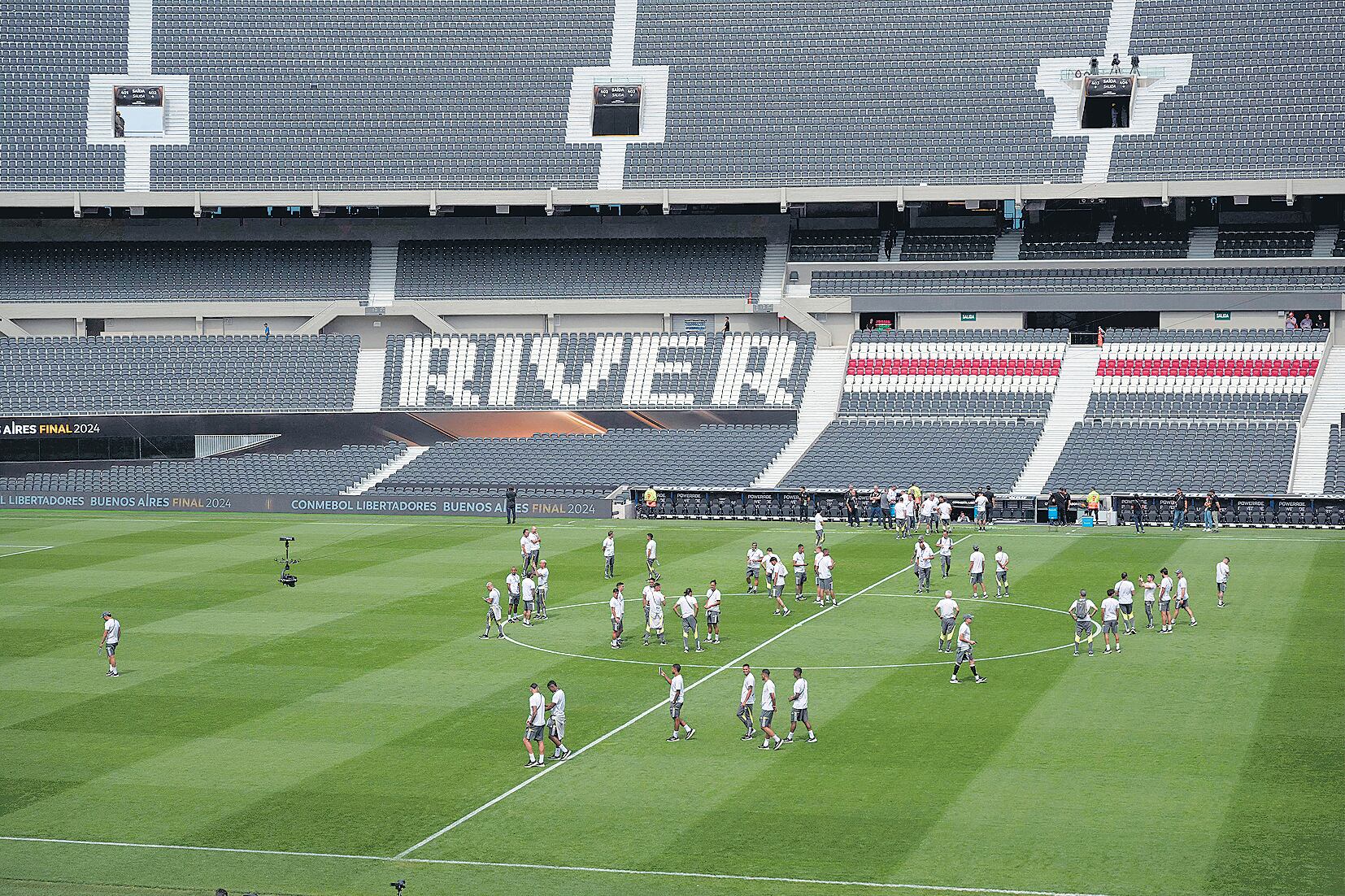 Los equipos reconocieron el estadio de River Plate