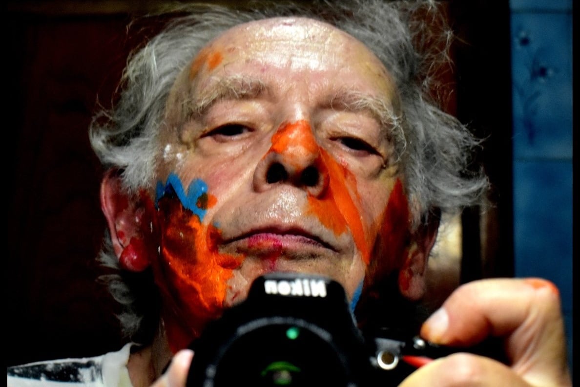 Autoretrato en carnaval