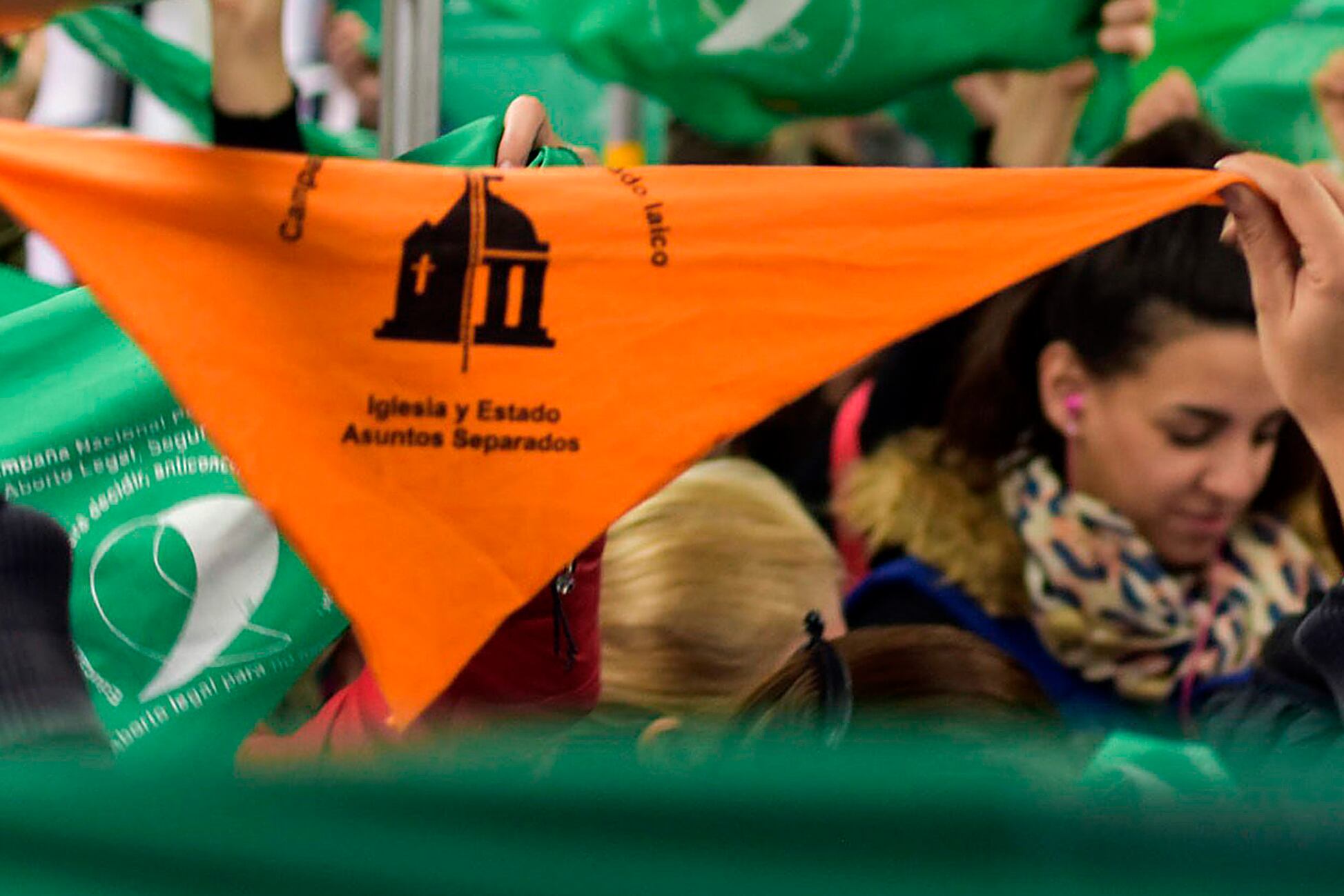 El movimiento por la Apostasía llama a renunciar a los registros de la Iglesia católica.