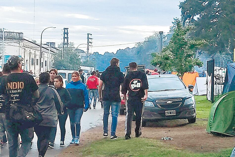 Olavarría colapsó y la vuelta a casa después del recital insumió en algunos casos varios días.