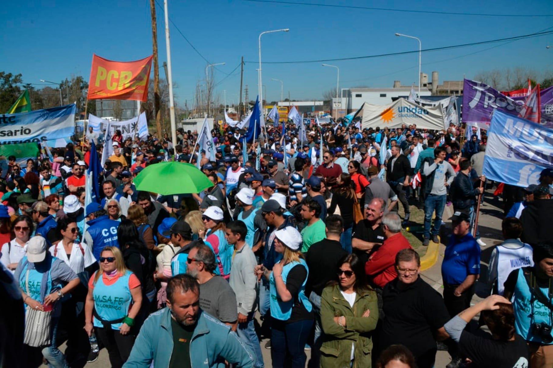 El cordón industrial vivió ayer una jornada marcada por el alto acatamiento al paro.