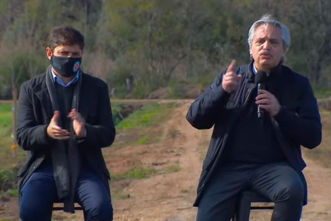 Alberto Fernández anunció en Mercedes una inversión de 77.200 millones de pesos para avanzar en obras de infraestructura.