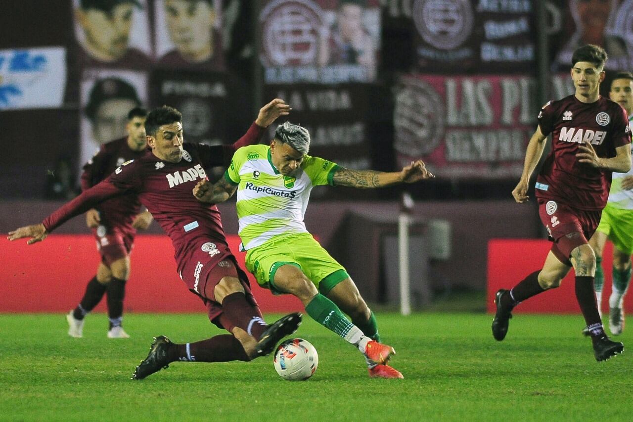 Braghieri corta un avance peligroso de Walter Bou