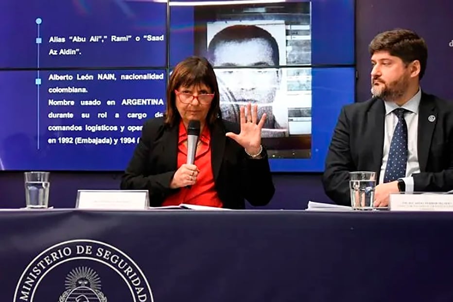 Patricia Bullrich y  Ramiro Anzit Guerrero.