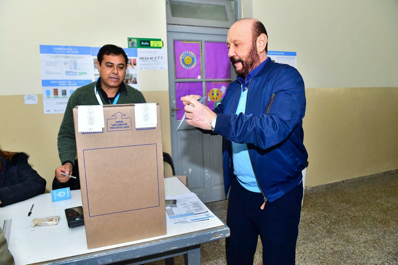Insfrán votando en las elecciones de 2019.
