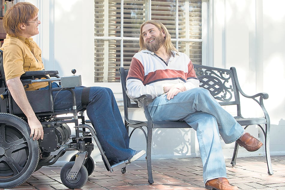 Joaquin Phoenix y Jonah Hill realzan con sus actuaciones No te preocupes, no irá lejos.