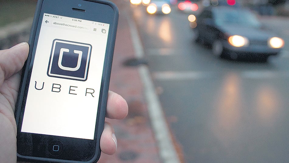 El pedido de restricción de salida fue realizado por el fiscal Martín Lapadú.