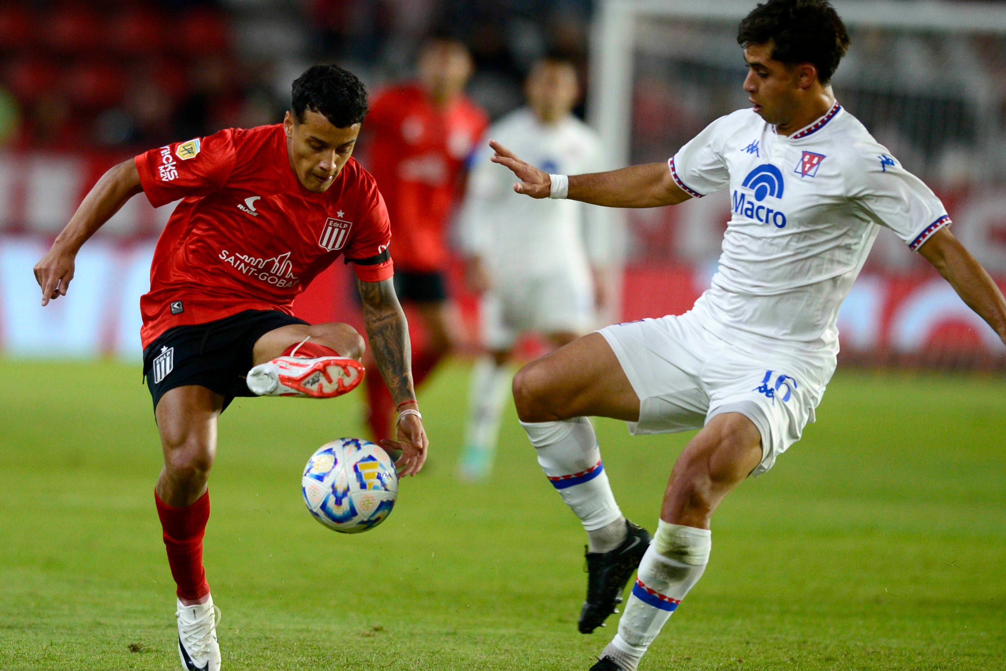 Estudiantes debió conformarse con un punto ante Tigre