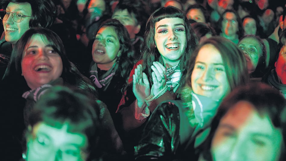 El verde dio el color en el Congreso, en la previa a la votación del dictamen.
