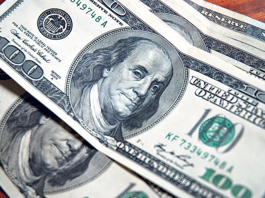 “El Gobierno está utilizando el tipo de cambio como ancla contra la inflación”, aseguran.