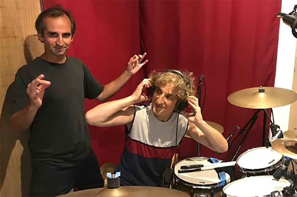  "Más tiempo paso viviendo fuera de Argentina, más argentino me siento", dice Gignoli, aquí con Samalea. 