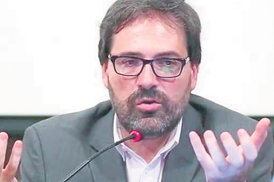 El subsecretario de Energía Nuclear, Julián Gadano, es señalado como uno de los responsables del fracaso.