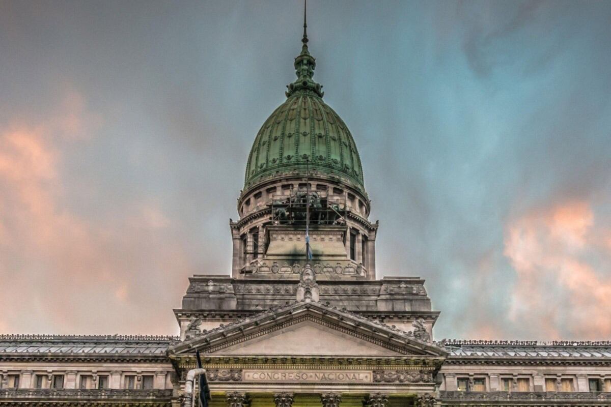 La oposición espera con cautela el proyecto, aunque acepta el principio general.