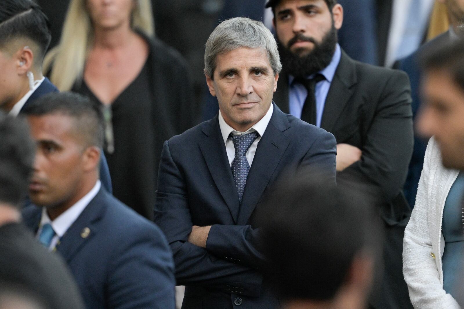 Luis Caputo, el ejecutor. Su mensaje está anunciado para las 17