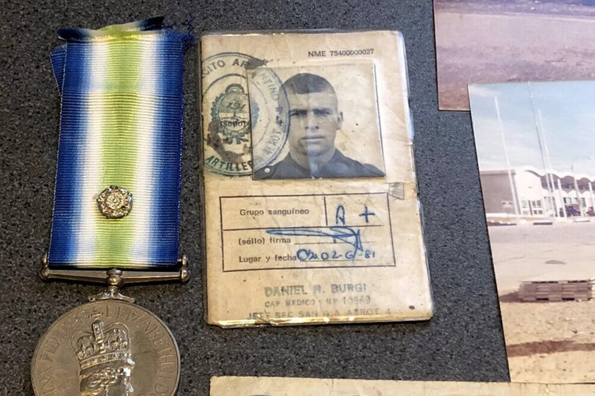 Parte del material encontrado en la casa del coleccionista en Gran Bretaña.