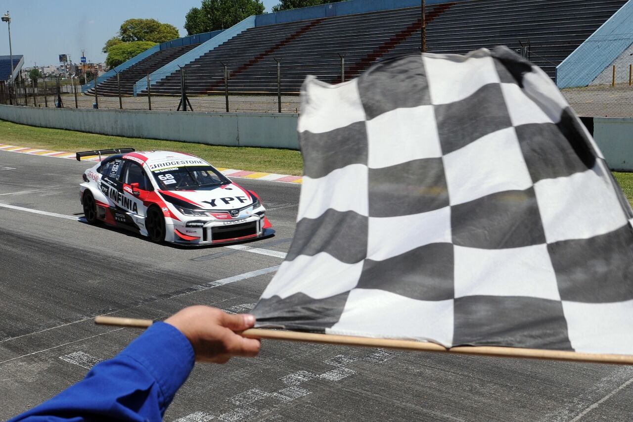 Julán Santero se encuentra tercero en el campeonato de pilotos.