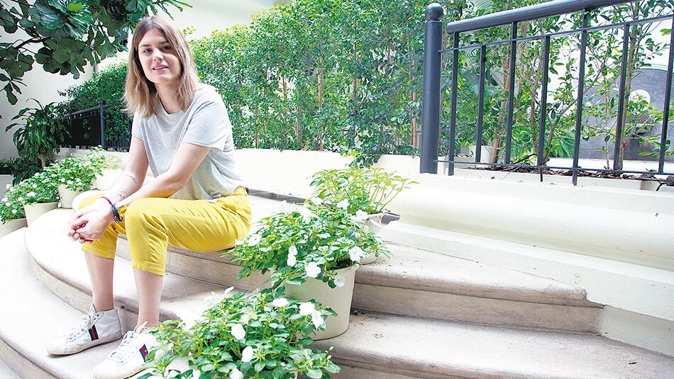 En Días sin ti, Sastre aborda una historia familiar durante la dictadura franquista.