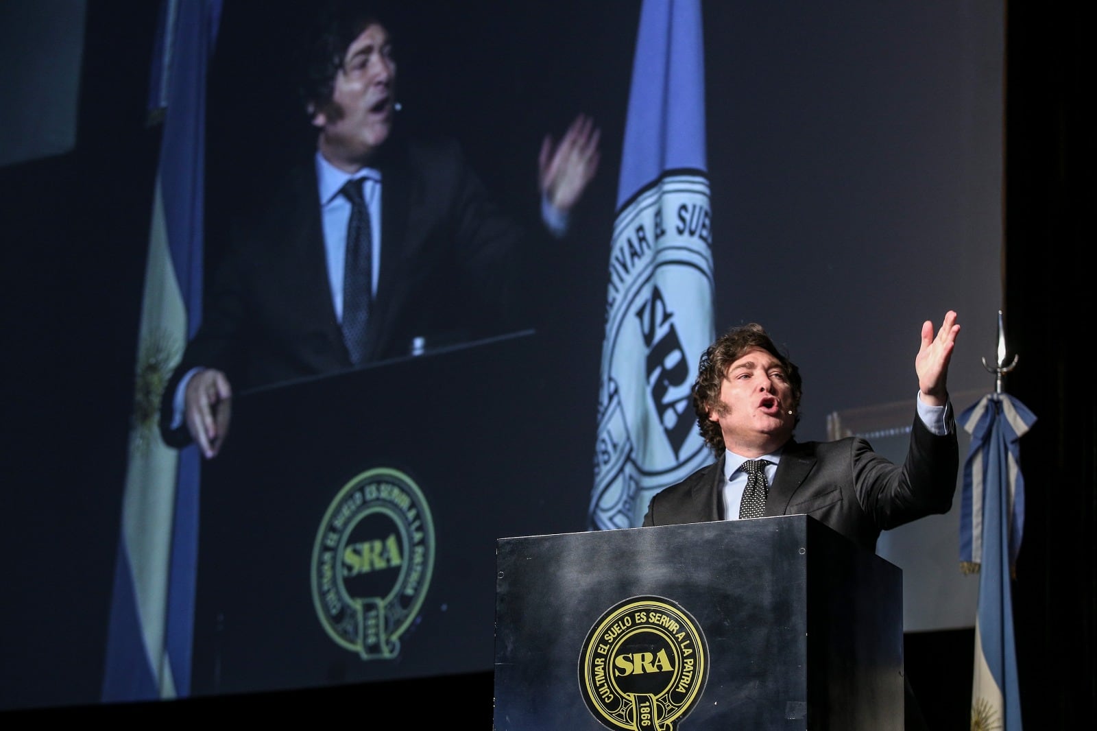 Javier Milei durante su paso por la Sociedad Rural.