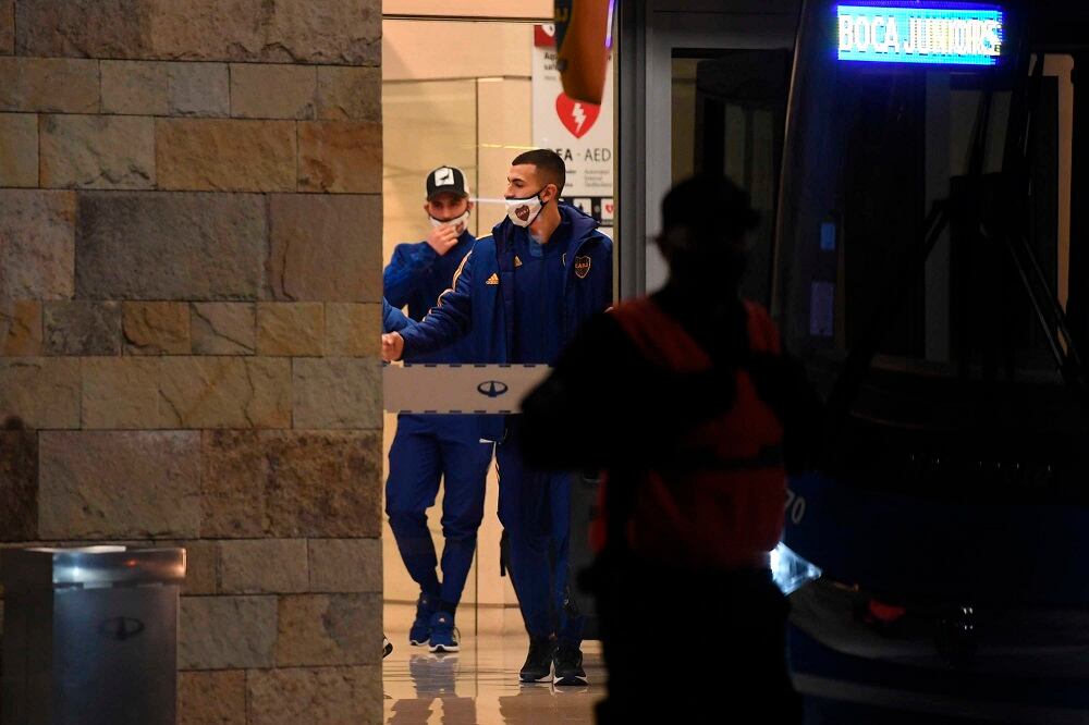 El plantel de Boca deberá permanecer aislado y no podrá jugar ante Banfield y San Lorenzo