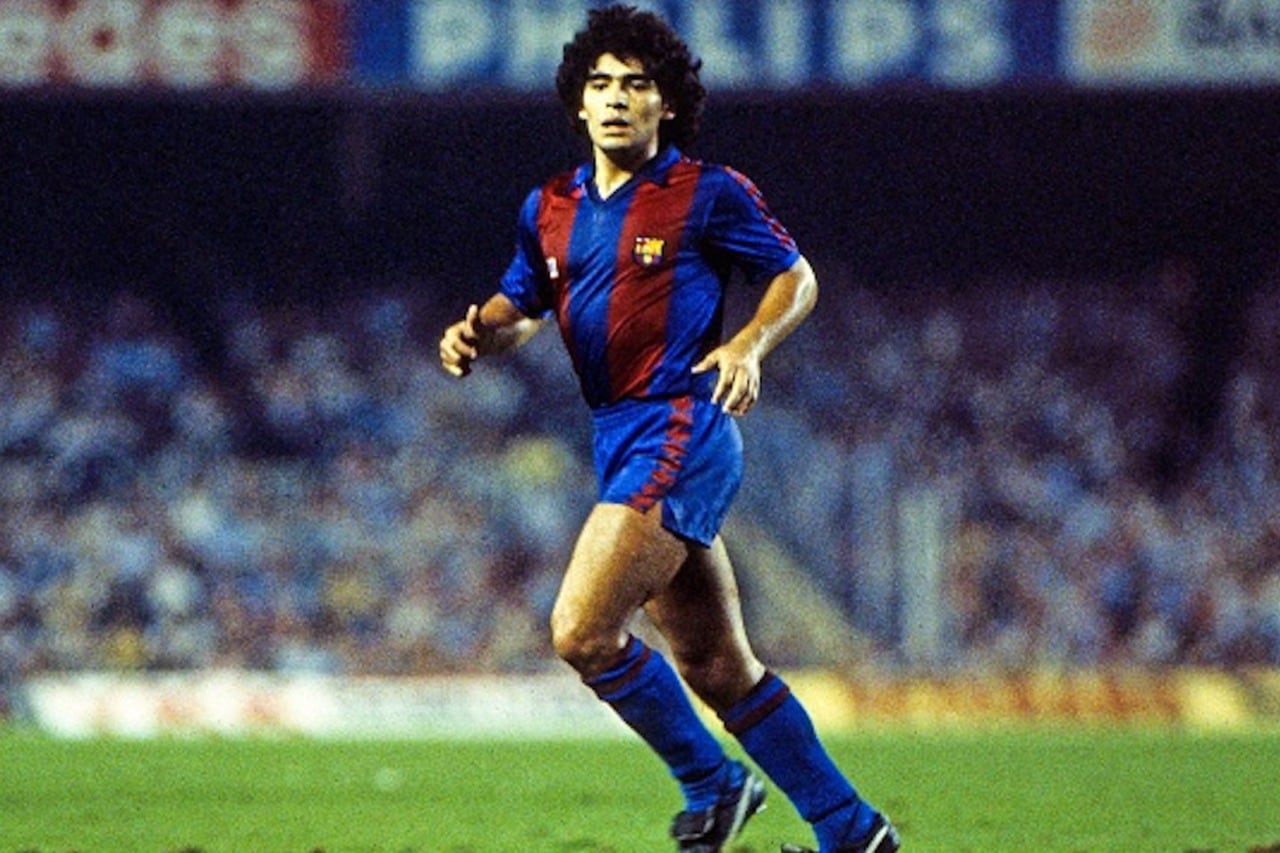 Diego Maradona, el primero de una larga lista de ídolos extranjeros que se fueron en conflicto con el Barcelona.