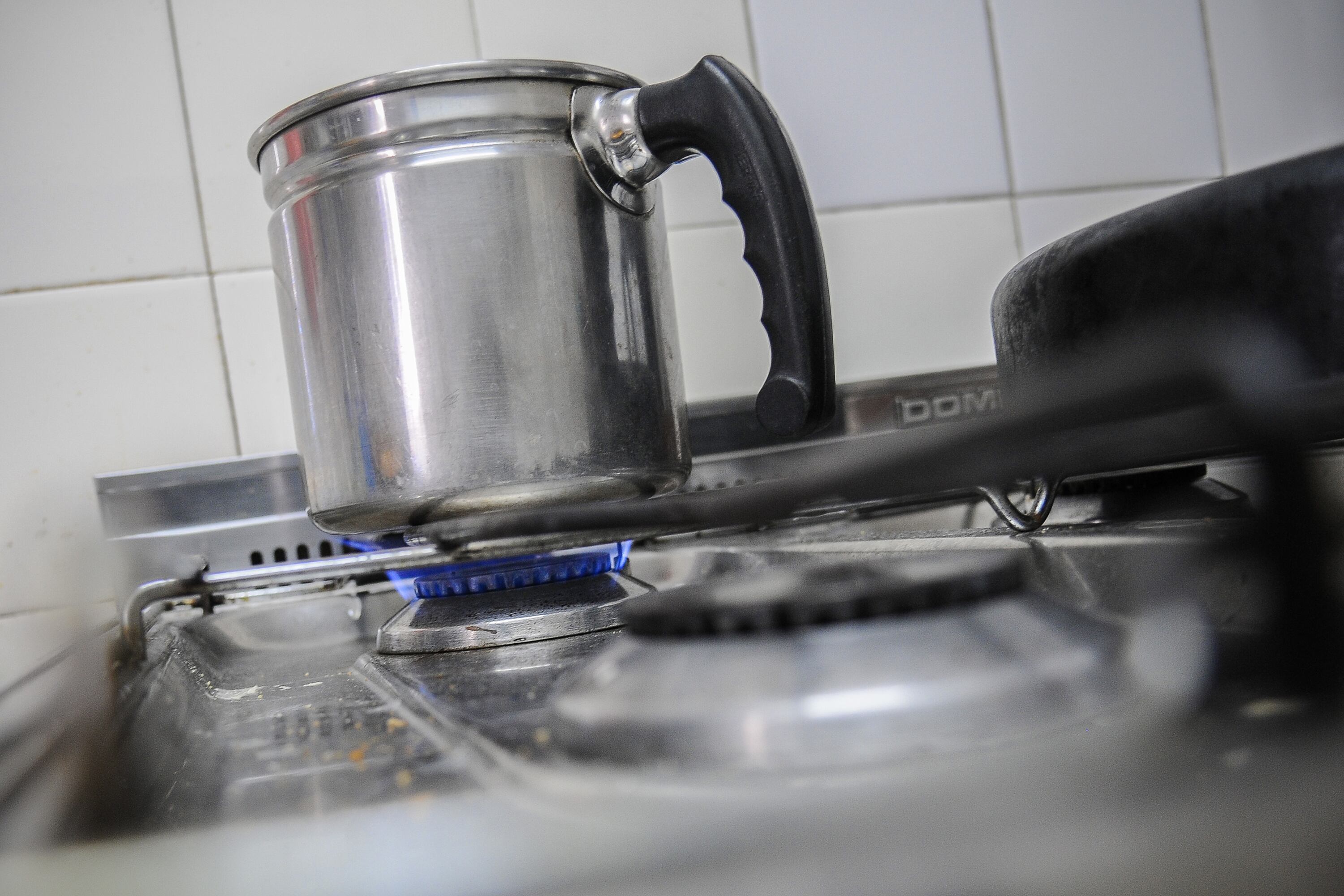 El ENRE saldrá a buscar a aquellas personas que necesitan el subsidio pero no completaron el formulario.