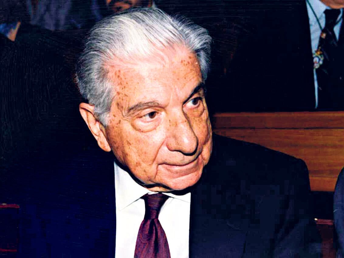 Roa Bastos, autor de Yo el Supremo y ganador del Premio Cervantes.