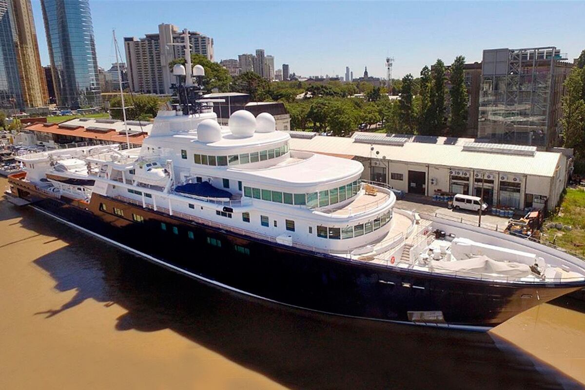 Oxfam analizó el patrimonio de 73 personas que en marzo superaban los 1000 millones de dólares.