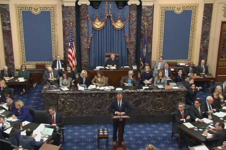 Schiff presenta su alegato final en el Senado.