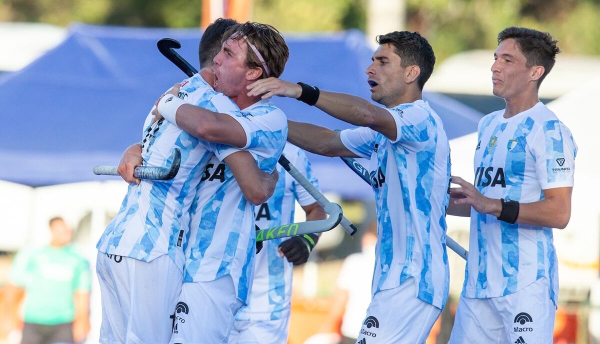 Festejo de Los Leones en el Cenard.