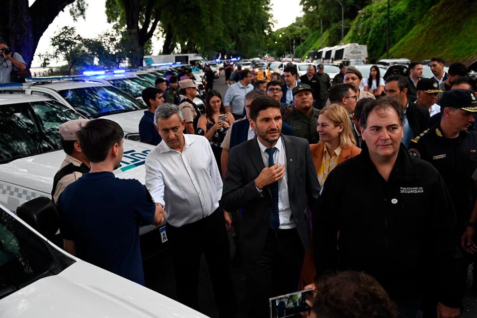 Javkin y Pullaro recibieron ayer a los patrulleros de Kicillof