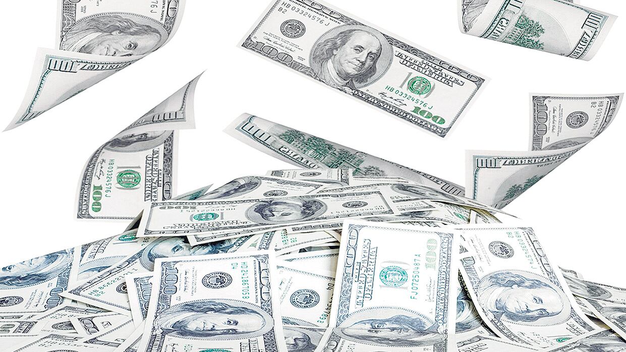 La compra de dólares para atesoramiento fue el elemento principal de la salida de divisas en 2017.