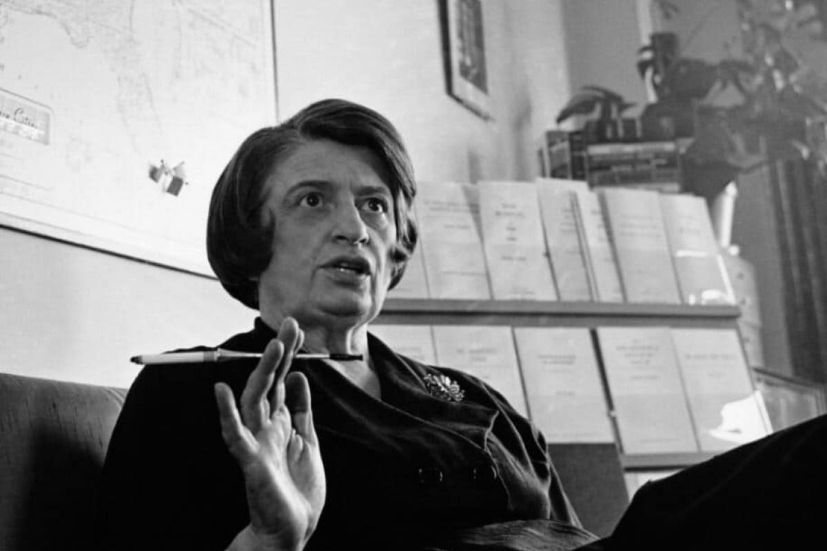 Ayn Rand (1905-1982), la defensora del ultraindividualismo que es ídolo de la derecha más recalcitrante.