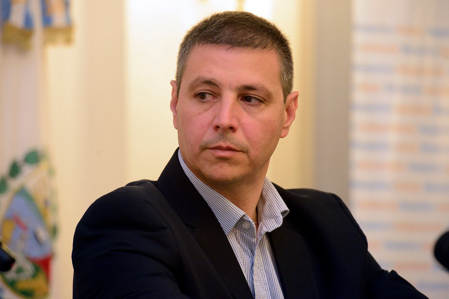 Leone cree que Corral debería reclamarle a nación la restitución de los subsidios como estaban.