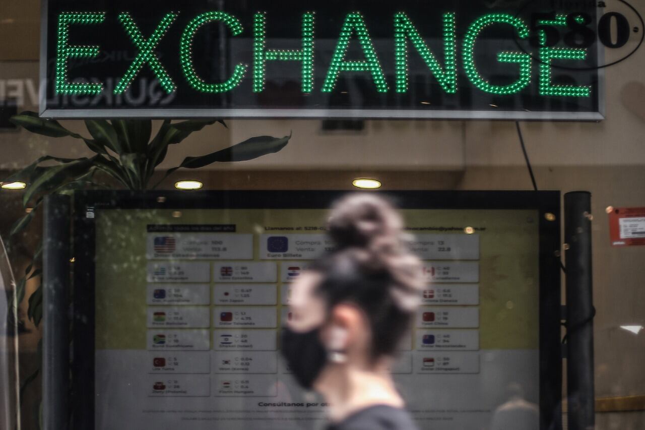 El Banco Central volvió a vender reservas este viernes por unos 100 millones de dólares.