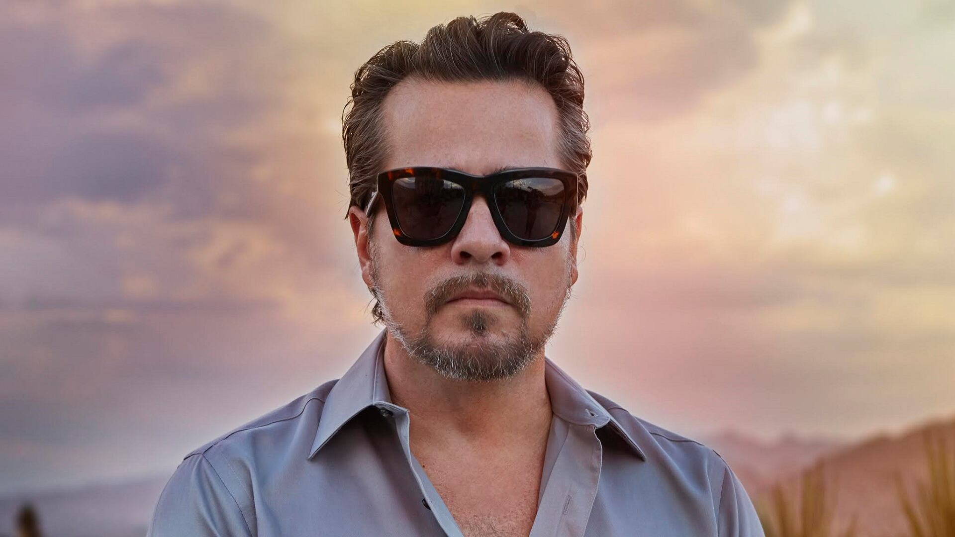 Después de definir el stoner con Kyuss, John García probó con varias bandas antes de soltarse como solista.